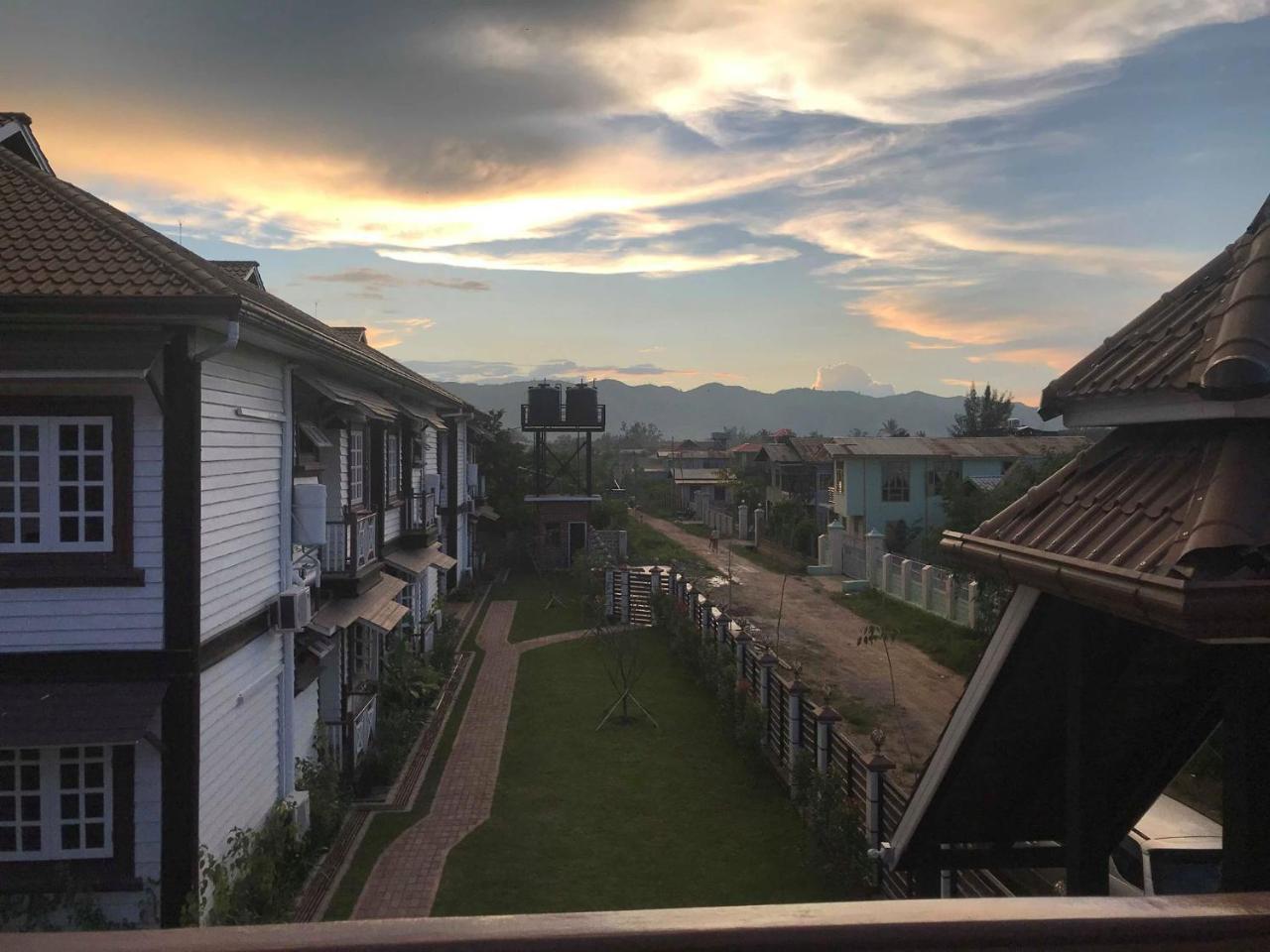 Silver Lake Hotel Nyaung Shwe Buitenkant foto